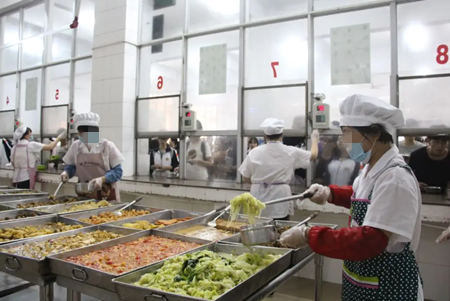 AI視頻聯(lián)網(wǎng)報警系統(tǒng)實(shí)現(xiàn)學(xué)校食品安全“立體式”監(jiān)管 
